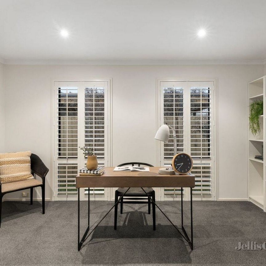 7 Carinya Avenue, Aspendale - Photo 1