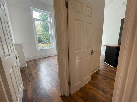 Princes Avenue, Princes Park, Liverpool, L8 - Photo 4