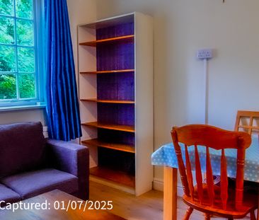 The Cottage, 1 Rawcliffe Lane - Photo 2