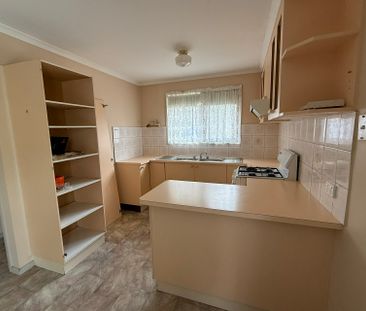 68 Fleetwood Drive, Narre Warren VIC - Photo 5