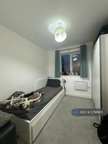 2 bedroom flat to rent - Photo 5