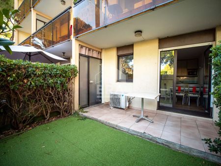 Studio Rez de jardin Mandelieu La Napoule LOCATION MEUBLEE - Photo 4