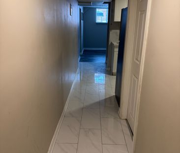 For Lease - 17 Millcar Drive Unit# Lower, Toronto, Ontario - Photo 1