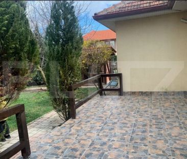 Casa, 3 camere, 693 mp teren, Lazuri - Photo 1