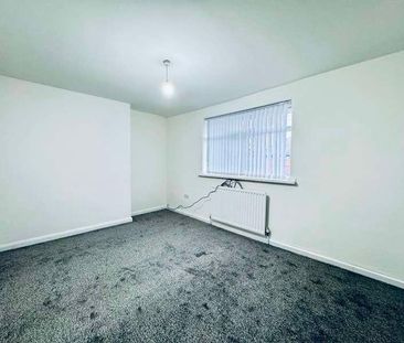 Burt Avenue, North Shields, NE29 - Photo 4