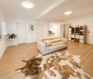 Modern, Private & Fully Furnished Retreat - Photo 3