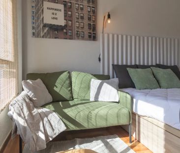 Calle de Cavanilles, Madrid, Community of Madrid 28007 - Photo 3