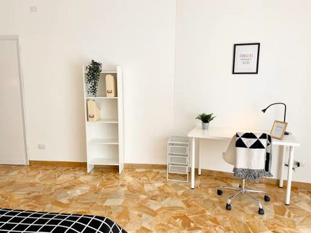 Via Quintino Sella, Florence, Tuscany 50136 - Photo 5