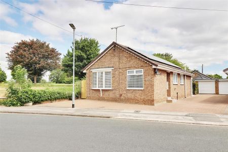 3 bedroom detached bungalow to rent - Photo 5