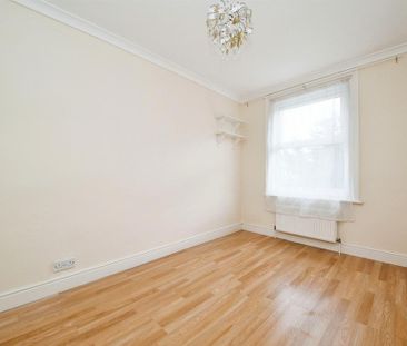 3 bedroom house to rent - Photo 3