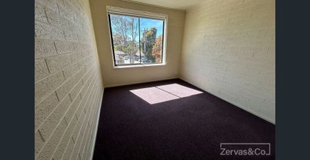 3 BEDROOM APARTMENT FOR LEASE - Photo 3