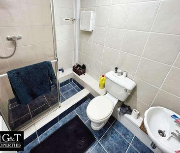 Throne Crescent, Rowley Regis, B65 - Photo 6