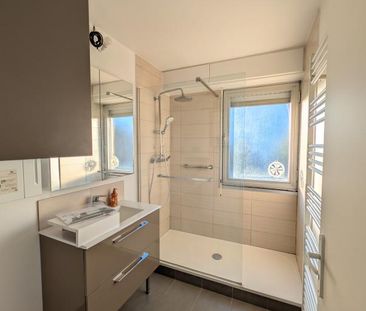 Location Appartement 4 pièces 82m² STE FOY LES LYON 69110 - Photo 6