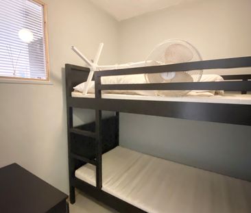 Location Appartement 1 pièce 25m² CASSIS 13260 - Photo 3