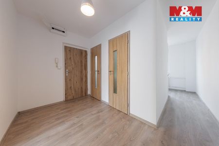 Pronájem bytu 2+1 55 m² - Photo 3