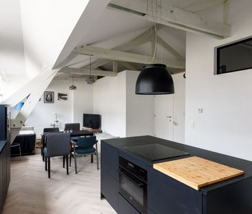 Appartement te huur in Brussel voor € 1.795 met 2 slaapkamers - Photo 3