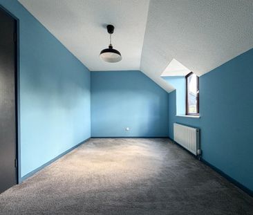 3 bedroom terraced house to rent - Photo 3
