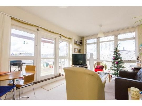 1 Bed Penthouse, Limehouse Lodge, E5 - Photo 1