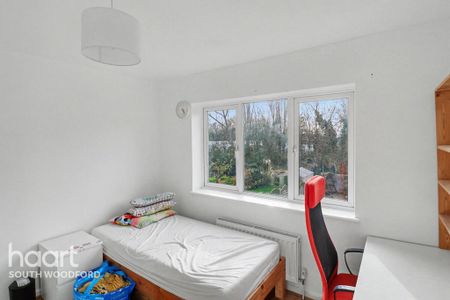 3 bedroom terraced house to rent - Photo 3