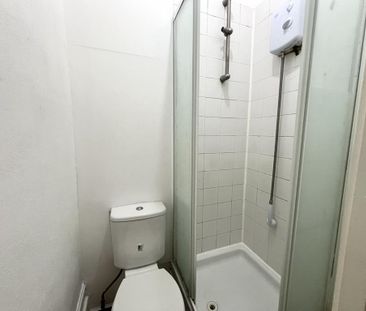 Studio to rent - Photo 6