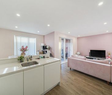 2 bedroom apartment to rent - Photo 4