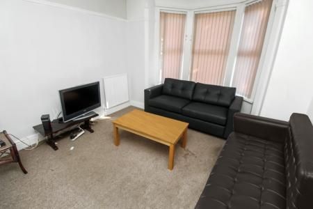 Derby Grove, Lenton, Nottingham, NG7 - Photo 1