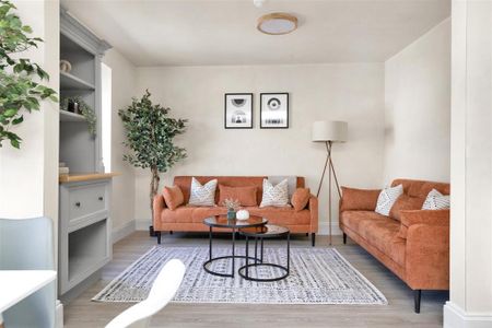 House share to rent - Photo 2