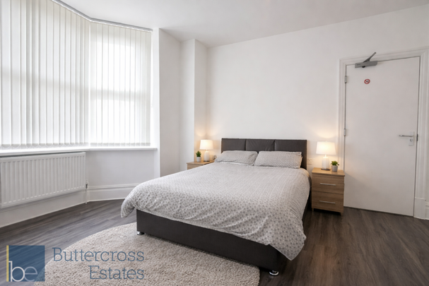 1 bedroom in a house share to rent - Photo 1