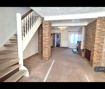 2 bedroom terraced house to rent - Photo 2