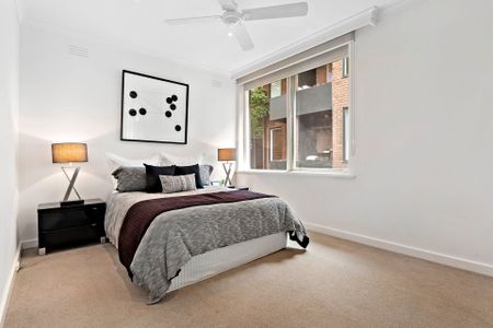 Thinking of selling? Contact our agent - Photo 5