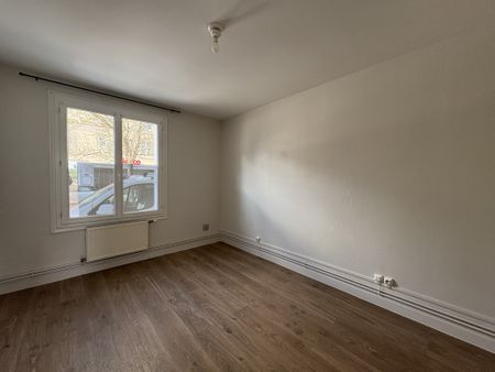 Location Appartement 3 pièces 70m² SAUMUR 49400 - Photo 5