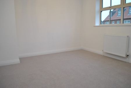 The Heights, Hutchinson Road, Newark, Notts, NG24 - Photo 4