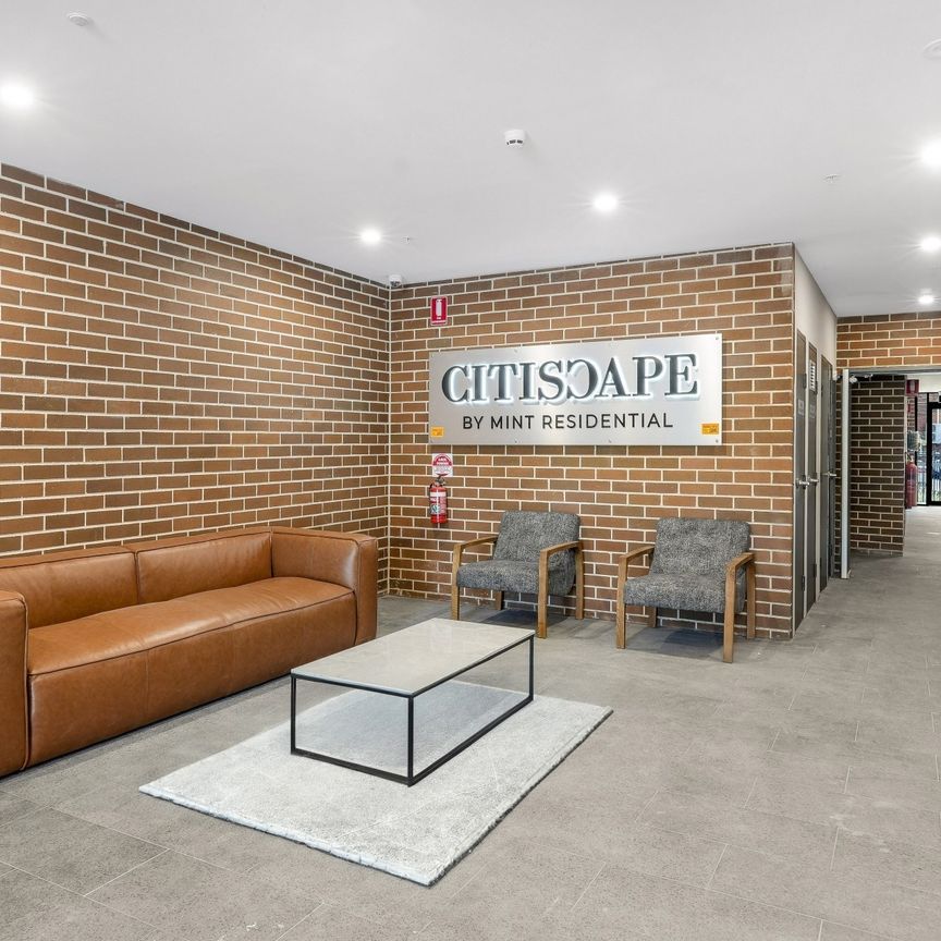 Modern | Furnished, designer studio for lease - Photo 1