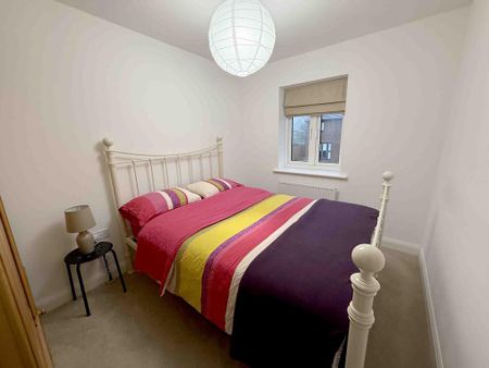 3 bedroom semi-detached house to rent - Photo 3