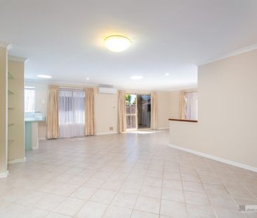 FAMILY FOCUS! - Photo 4