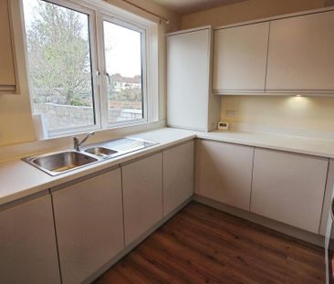 3 bedroom bungalow to rent - Photo 3