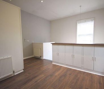 1 bedroom terraced house to rent - Photo 2