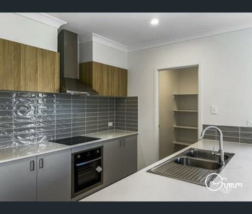 6 Petunia Street, Ripley, Qld 4306 - Photo 2