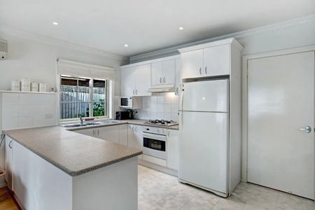 Contemporary Convenience - Photo 5