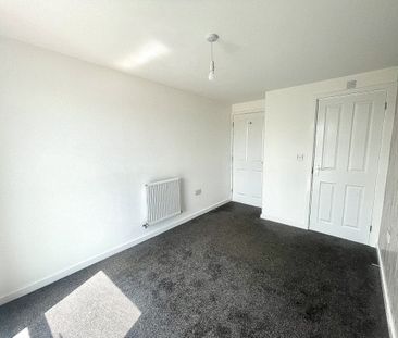 Cei Tir Y Castell, BARRY - Photo 1