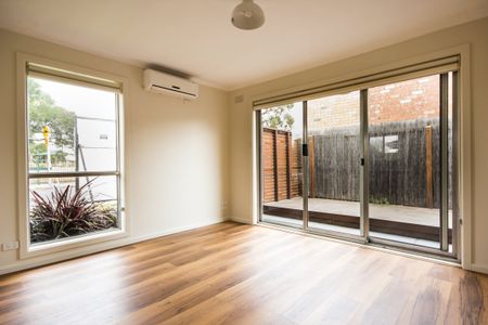 6/40 Britannia Street Geelong West - Photo 2