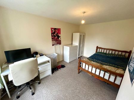 4 bedroom house share to rent - Photo 5