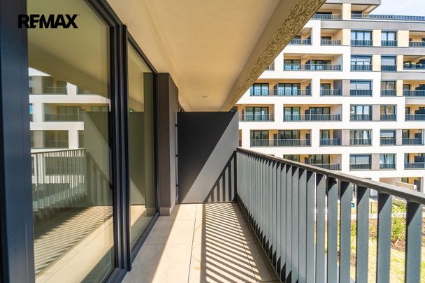 Pronájem bytu 1+kk v osobním vlastnictví 35 m², Praha 9 - Hloubětín - Фото 1