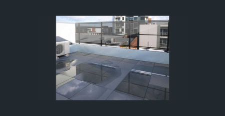 Superb Fitzroy North Living and a Private Rooftop Terrace - Photo 3