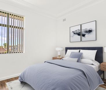 Exquisite 3 Bedroom Duplex with Granny Suite - Photo 6