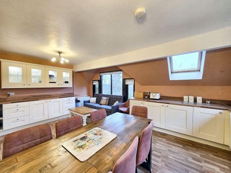 5 bed lodge to rent in NE47 - Photo 4