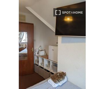 Bedoom for rent in 4-bedroom house, Rush, Dublin - Photo 2