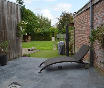 Verzorgde gezinswoning met 3 slaapkamers en tuin - Photo 1