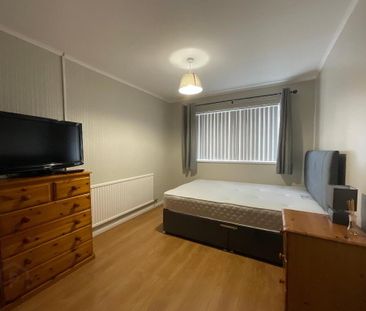 1 Crosby Street, Belfast, BT13 2HJ - Photo 5