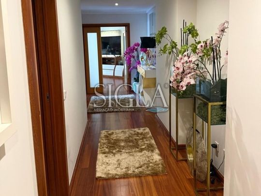 4 room luxury Flat for rent in Avenida da Boavista, Porto, Distrito do Porto - Photo 1